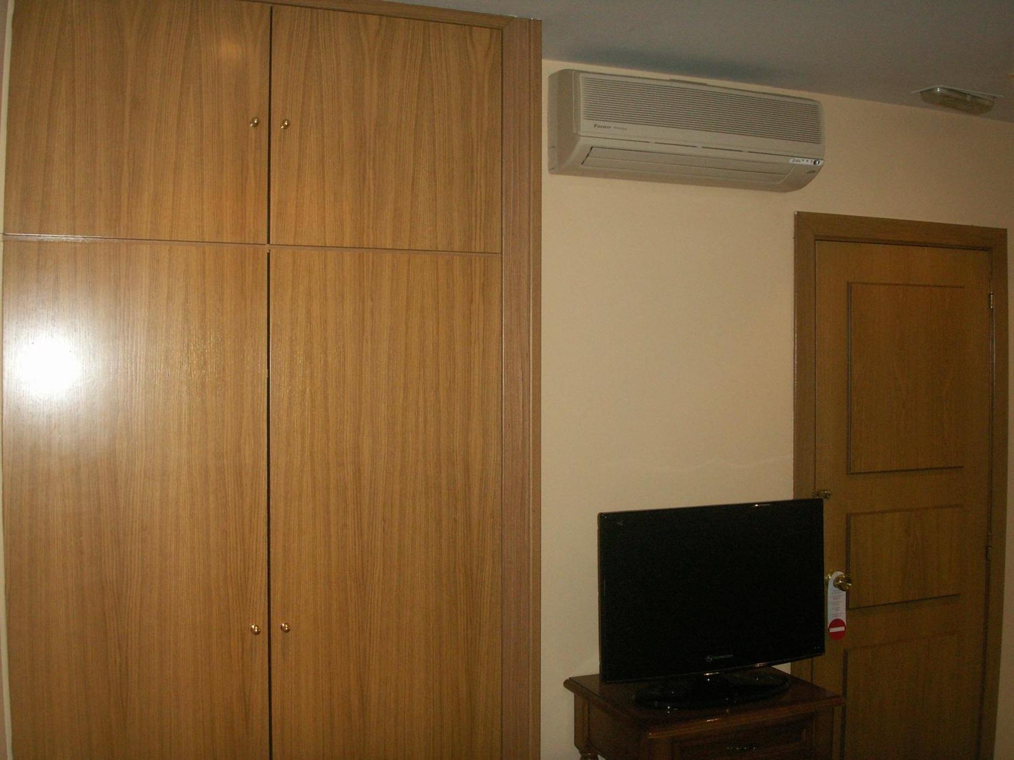 Hostal La Nava — Fotos 3